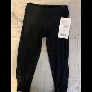 NWT Sz 7/8 90 degrees black crop leggings